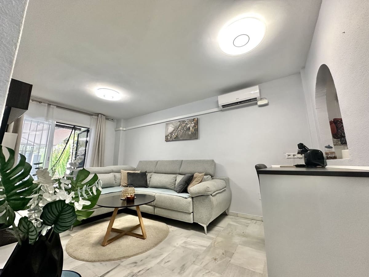 2 sypialnia Apartament na sprzedaż w La Cala de Mijas z basenem - 299 000 € (Ref: 10023337)