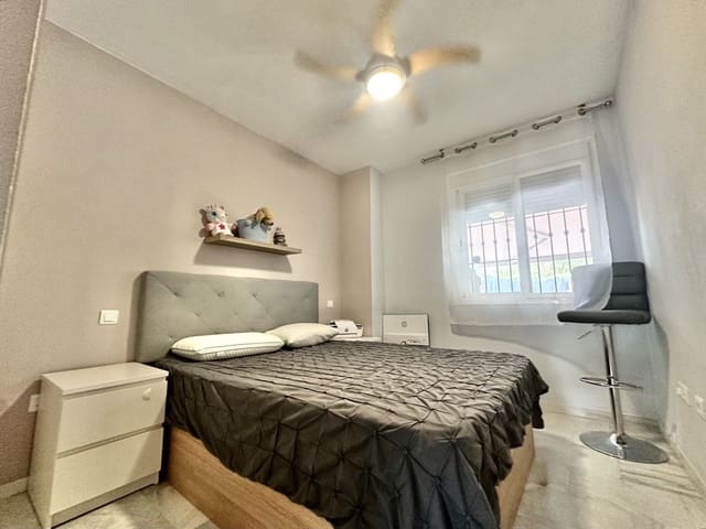 2 sypialnia Apartament na sprzedaż w La Cala de Mijas, Mijas z basenem - 299 000 € (Ref: 10023337)
