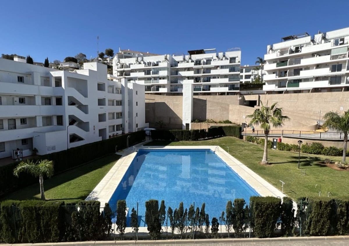 2 sypialnia Apartament na sprzedaż w La Cala de Mijas z basenem - 299 000 € (Ref: 10023337)