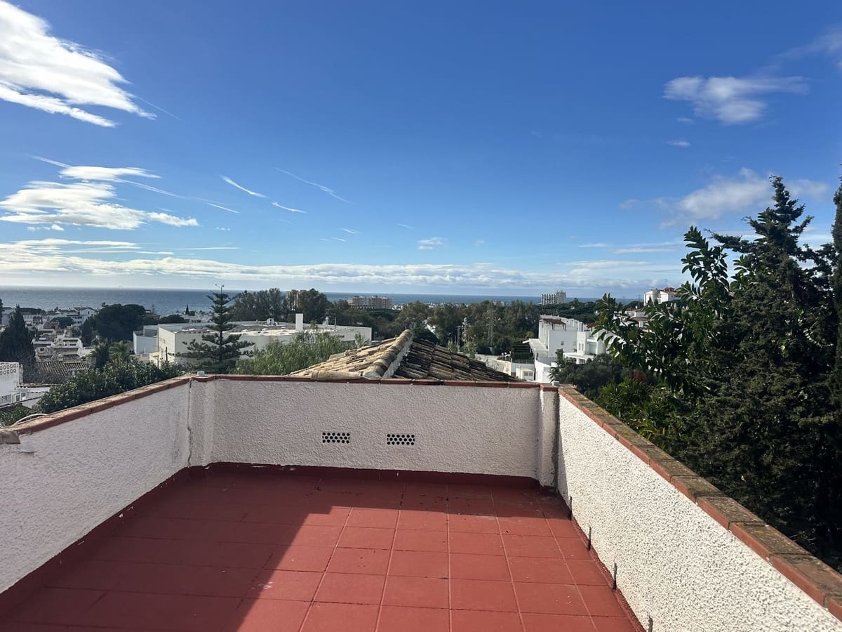 3 soverom Villa til salgs i Calahonda med svømmebasseng garasje - € 650 000 (Ref: 10054408)