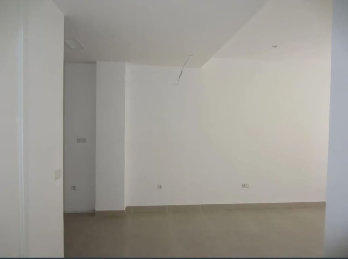 Apartamento Playa de 2 habitaciones en Fuengirola en venta - 350.000 € (Ref: 10094062)