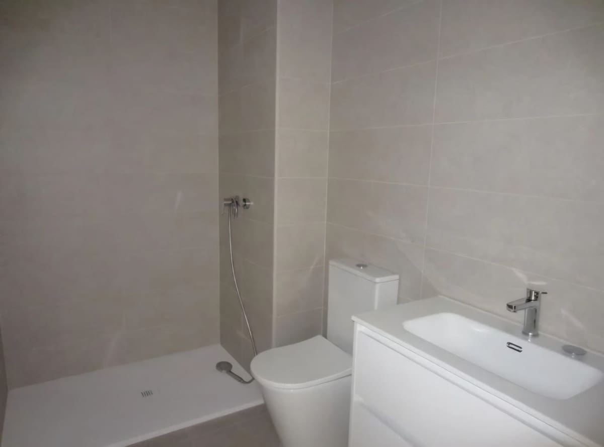 Apartamento Playa de 2 habitaciones en Fuengirola en venta - 350.000 € (Ref: 10094062)