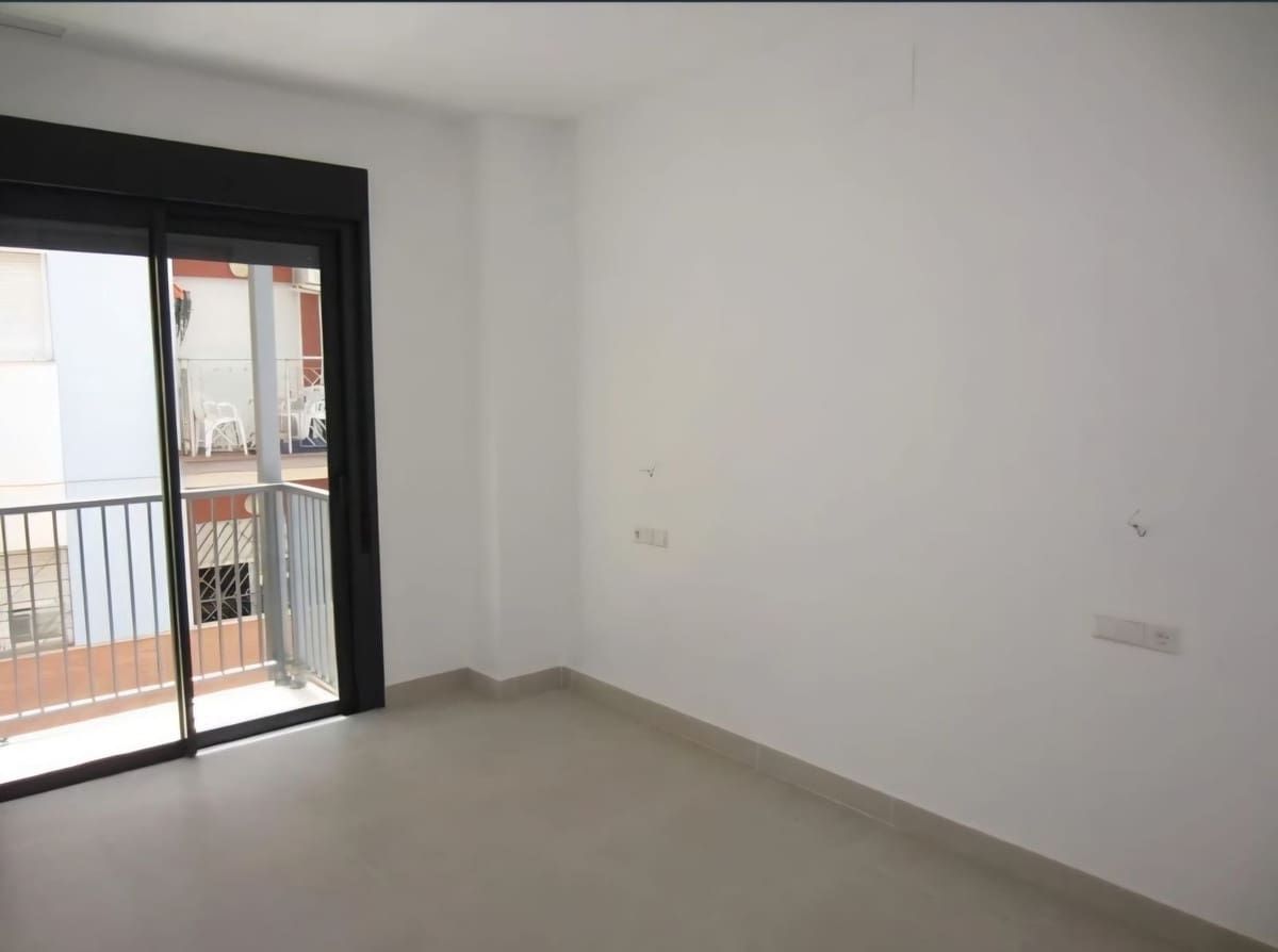 Apartamento Playa de 2 habitaciones en Fuengirola en venta - 350.000 € (Ref: 10094062)