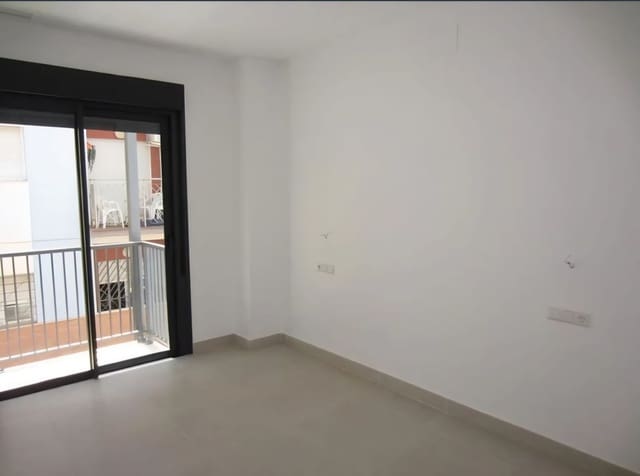 Apartamento Playa de 2 habitaciones en Fuengirola en venta - 350.000 € (Ref: 10094062)
