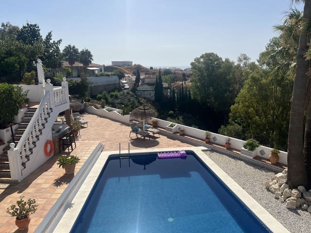 5 sovrum Villa till salu i Benalmádena med pool garage - 975 000 € (Ref: 10124718)