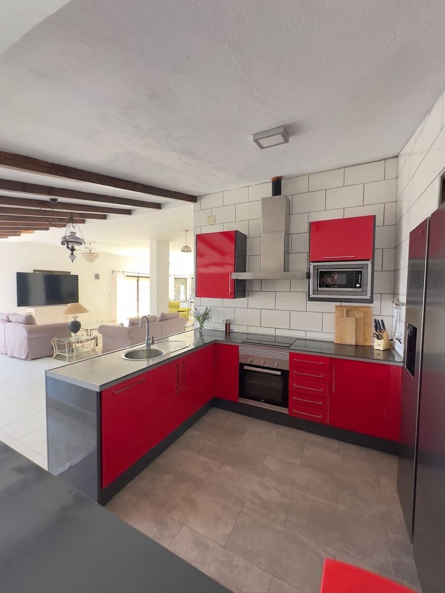 5 sovrum Villa till salu i Benalmadena med pool garage - 975 000 € (Ref: 10124718)