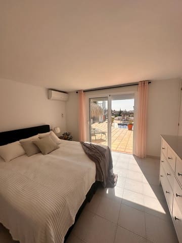 5 sovrum Villa till salu i Benalmádena med pool garage - 975 000 € (Ref: 10124718)