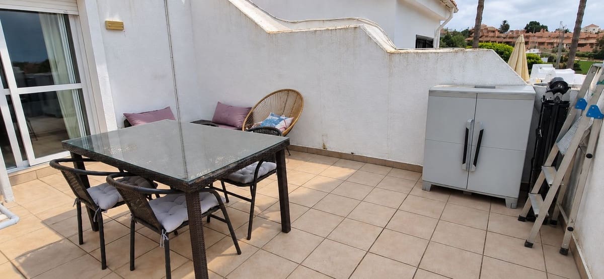 2 Zimmer Reihenhaus zu verkaufen in La Reserva mit Pool - 319.000 € (Ref: 10140250)