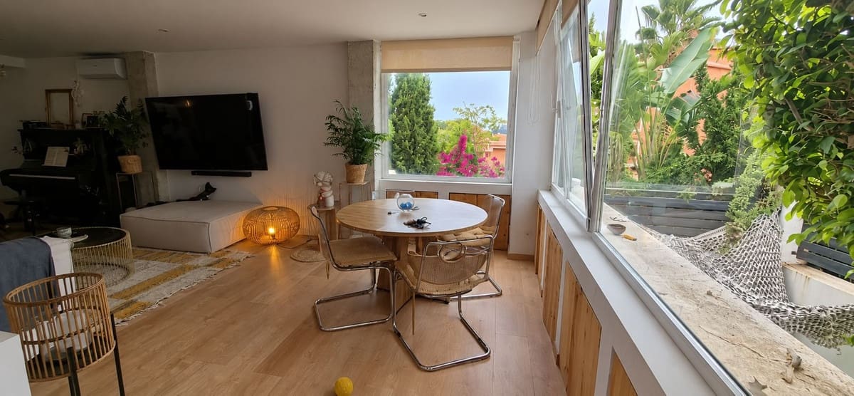 2 soveværelse Rækkehus til salg i Marbesa med swimmingpool - € 432.000 (Ref: 10141579)