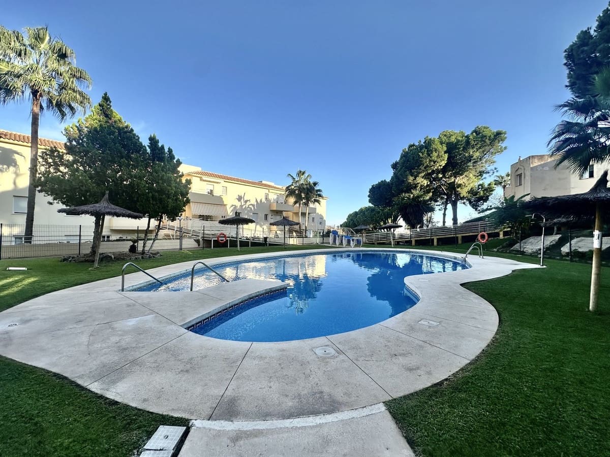 Apartamento de 2 habitaciones en Riviera del Sol en venta con piscina - 280.000 € (Ref: 10147988)