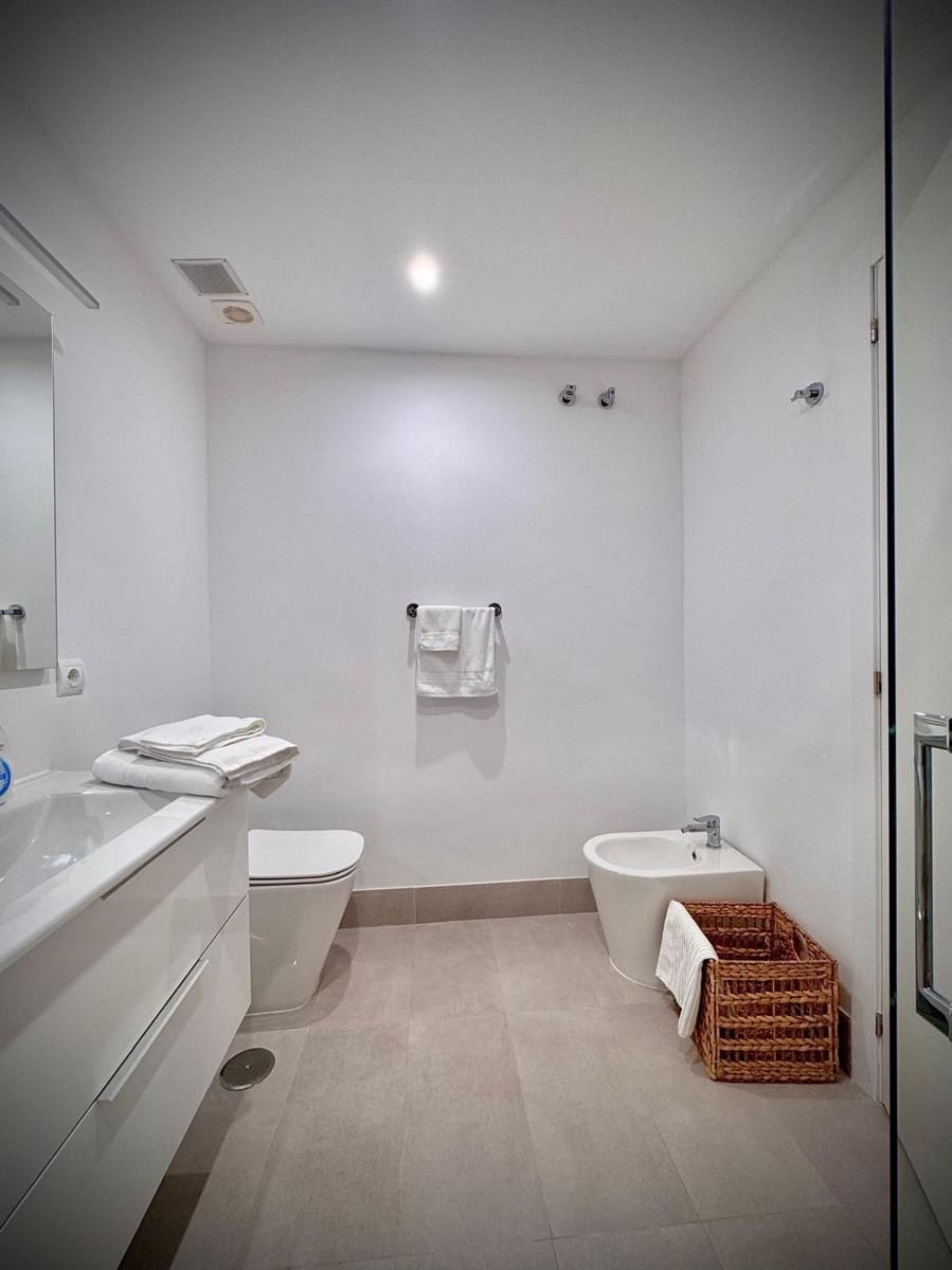 2 quarto Apartamento de Praia para venda em Calahonda com piscina - 390 000 € (Ref: 10153888)