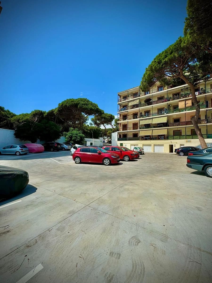 2 quarto Apartamento de Praia para venda em Calahonda com piscina - 390 000 € (Ref: 10153888)