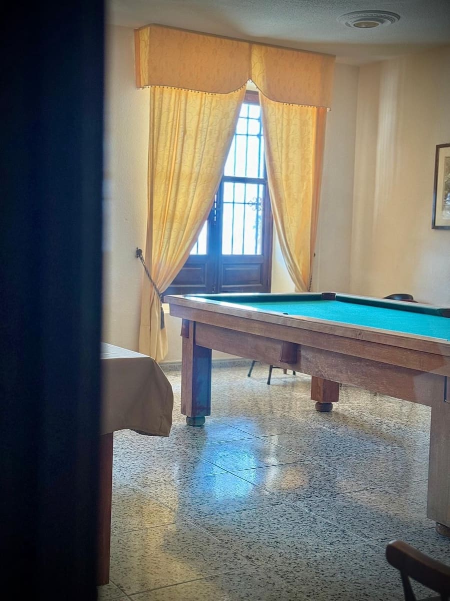 2 quarto Apartamento de Praia para venda em Calahonda com piscina - 390 000 € (Ref: 10153888)
