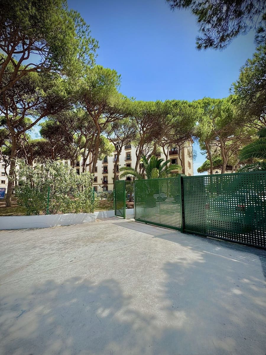 2 quarto Apartamento de Praia para venda em Calahonda com piscina - 390 000 € (Ref: 10153888)