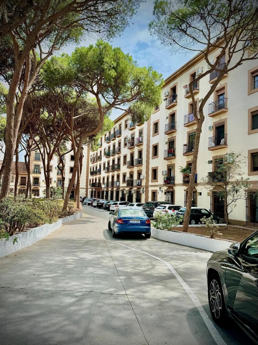 2 quarto Apartamento de Praia para venda em Calahonda com piscina - 390 000 € (Ref: 10153888)
