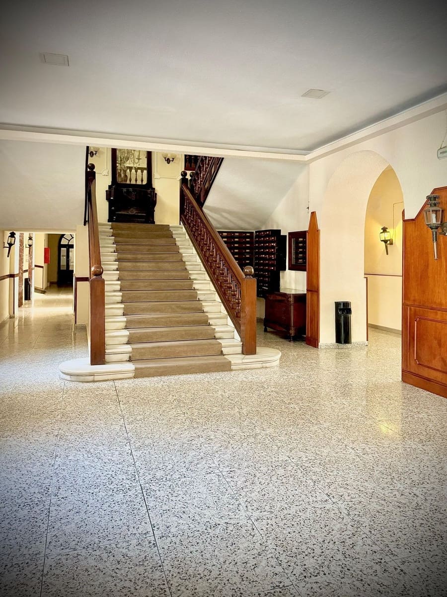 2 quarto Apartamento de Praia para venda em Calahonda com piscina - 390 000 € (Ref: 10153888)