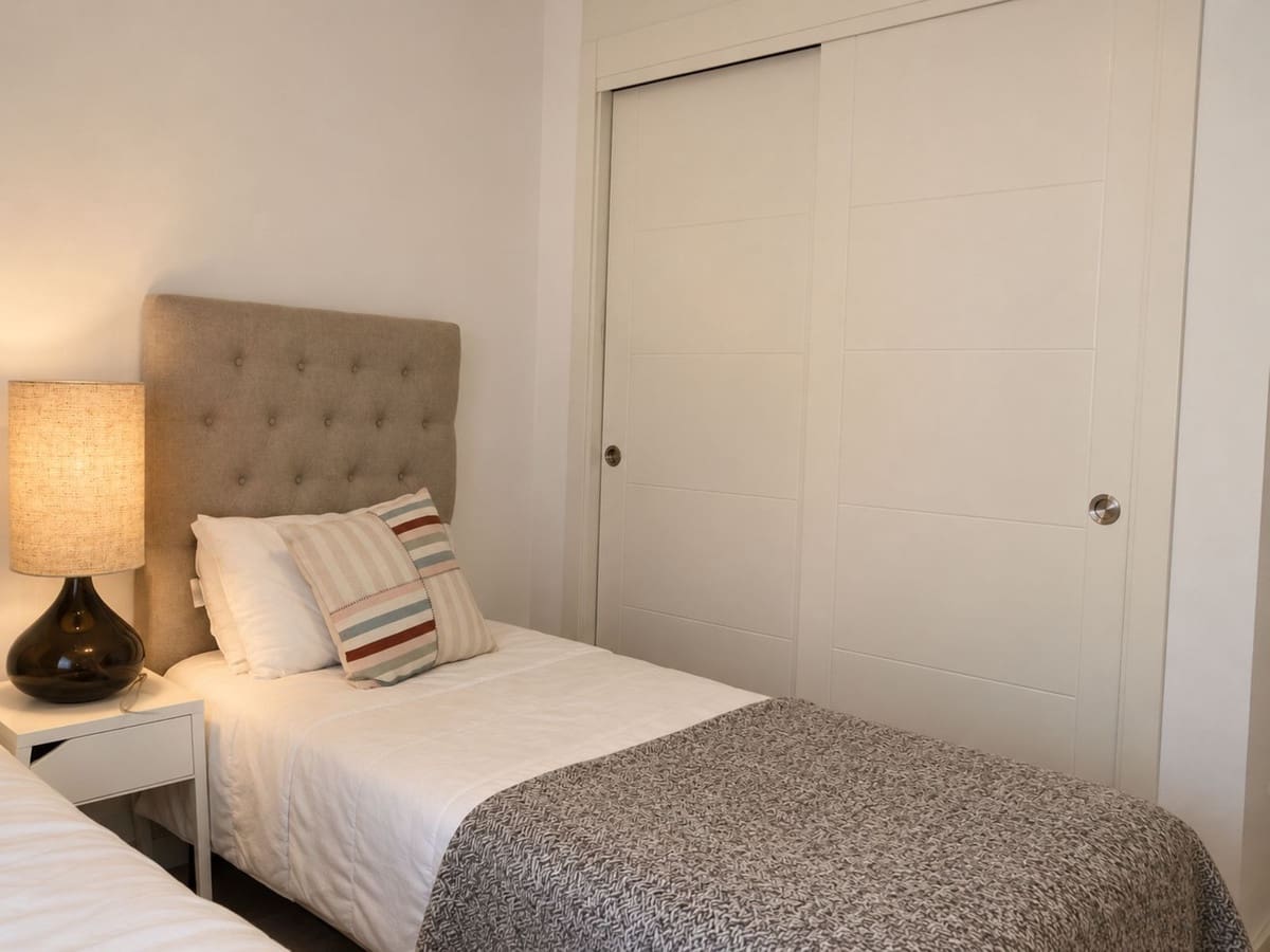 3 bedroom Apartment for sale in Nueva Andalucia with pool garage - € 440,000 (Ref: 10154189)