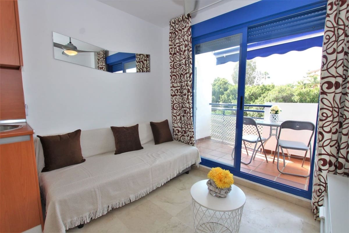 1 soveværelse Strandlejlighed til salg i Benalmadena med swimmingpool garage - € 255.000 (Ref: 10158510)