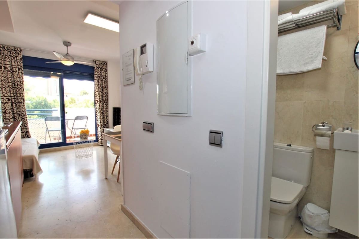 1 soveværelse Strandlejlighed til salg i Benalmadena med swimmingpool garage - € 255.000 (Ref: 10158510)