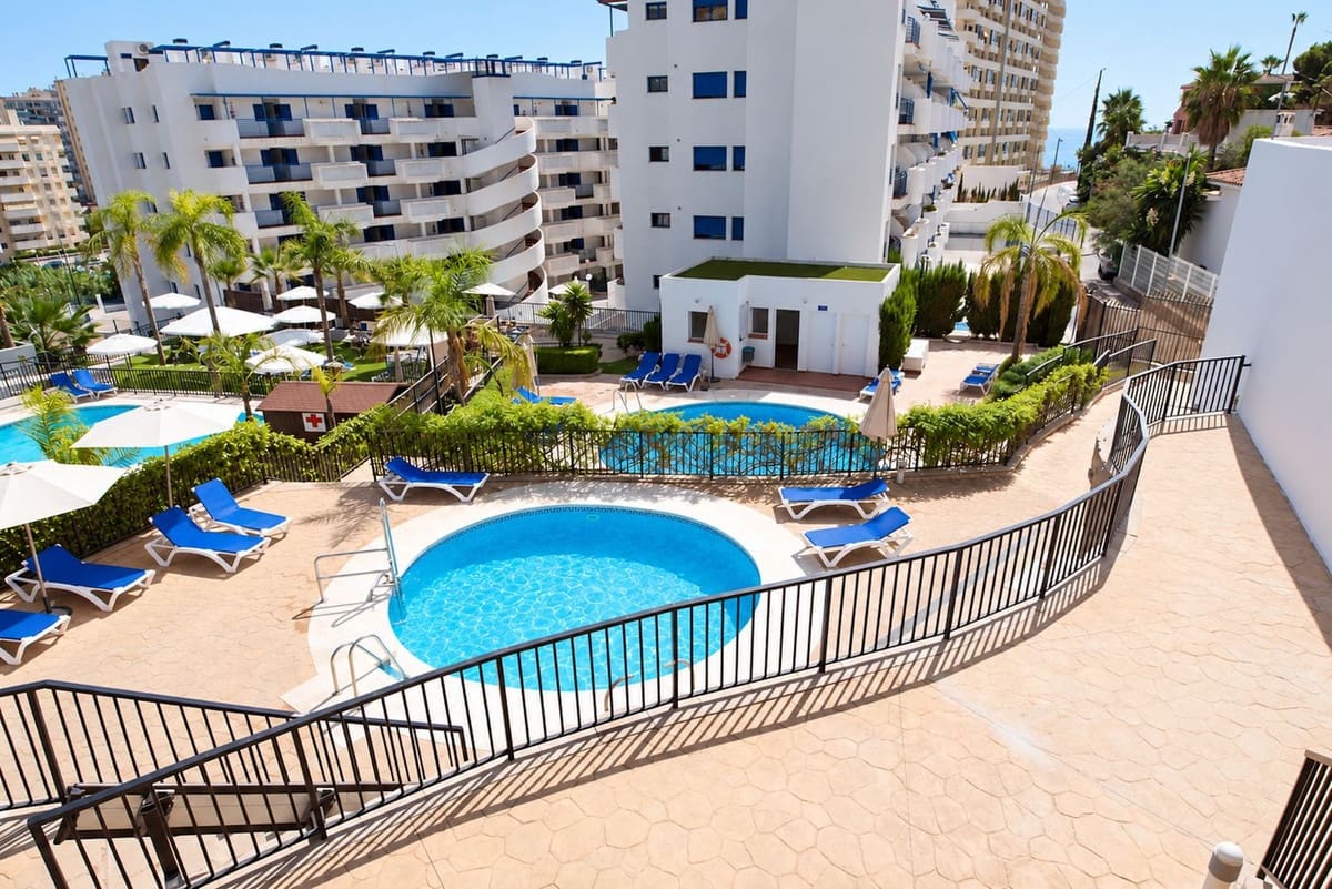 1 soveværelse Strandlejlighed til salg i Benalmadena med swimmingpool garage - € 255.000 (Ref: 10158510)