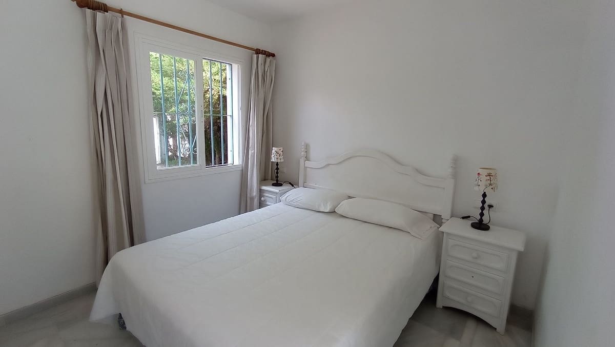 4 soverom Villa til salgs i Artola med svømmebasseng garasje - € 925 000 (Ref: 7679479)