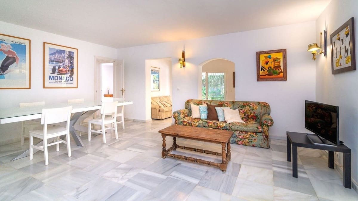 4 soverom Villa til salgs i Artola med svømmebasseng garasje - € 925 000 (Ref: 7679479)