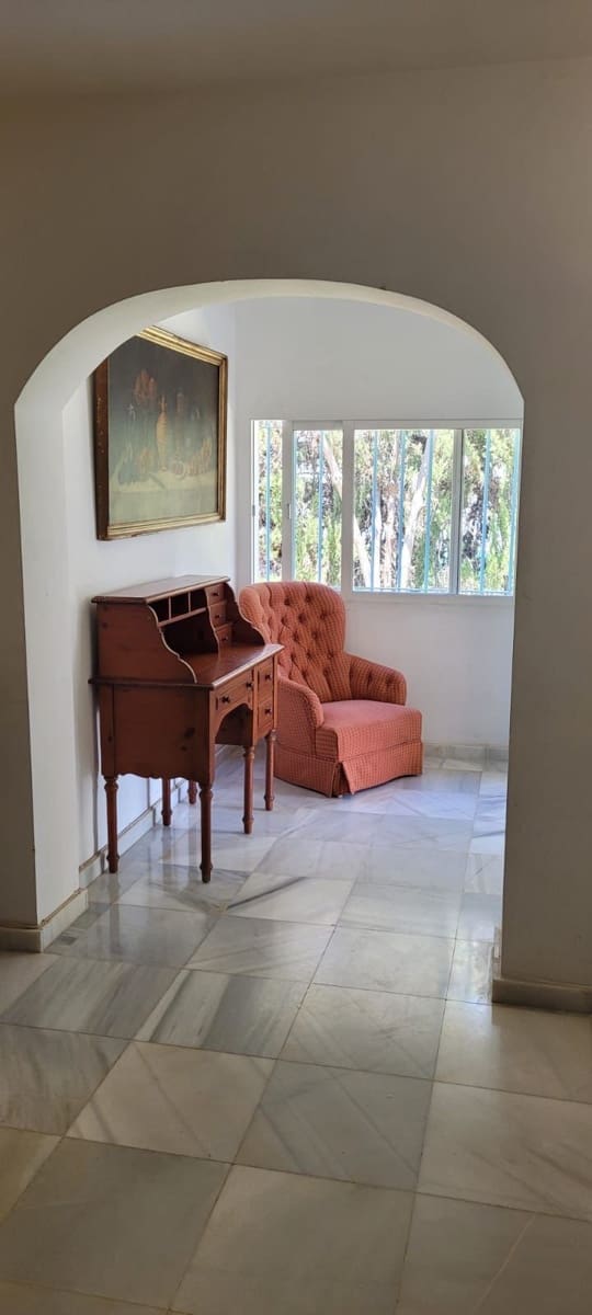 4 soverom Villa til salgs i Artola med svømmebasseng garasje - € 925 000 (Ref: 7679479)