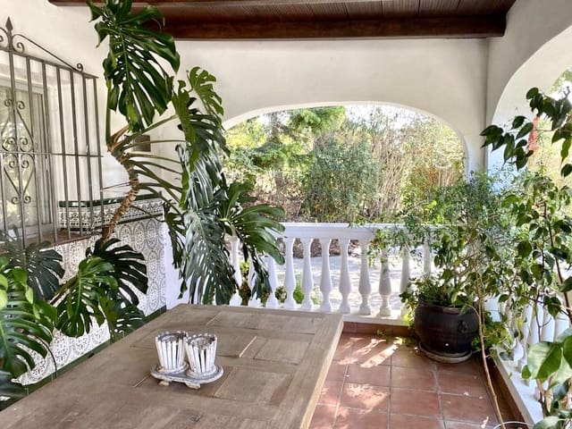 3 chambre Finca/Maison de Campagne à vendre à San Martin del Tesorillo avec garage - 600 000 € (Ref: 7868801)