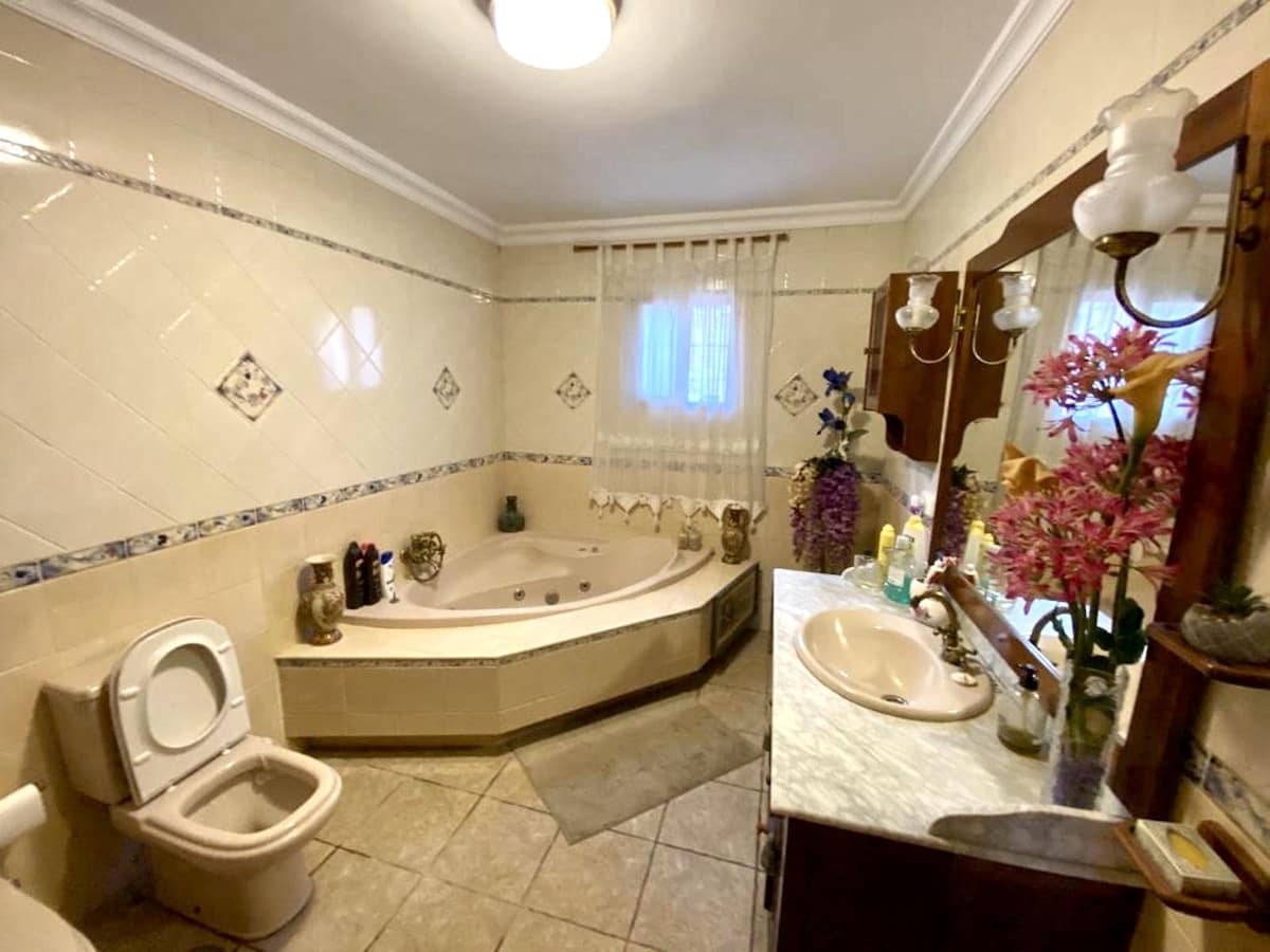 3 bedroom Finca/Country House for sale in San Martin del Tesorillo with garage - € 600,000 (Ref: 7868801)