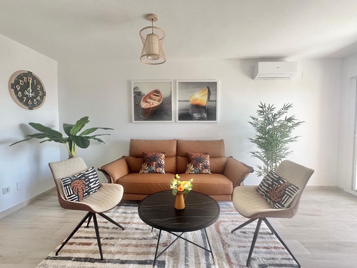 2 bedroom Beach Apartment for sale in Calahonda with garage - € 385,000 (Ref: 8292250)