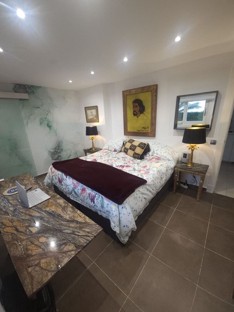 Chalet de 4 habitaciones en Calahonda en venta con piscina garaje - 899.000 € (Ref: 8488252)