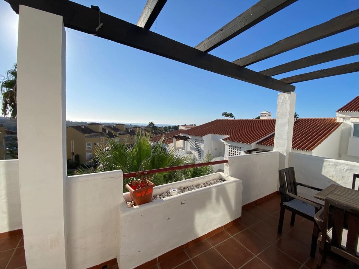 2 bedroom Penthouse for sale in Bel-Air with pool garage - € 314,500 (Ref: 8528517)