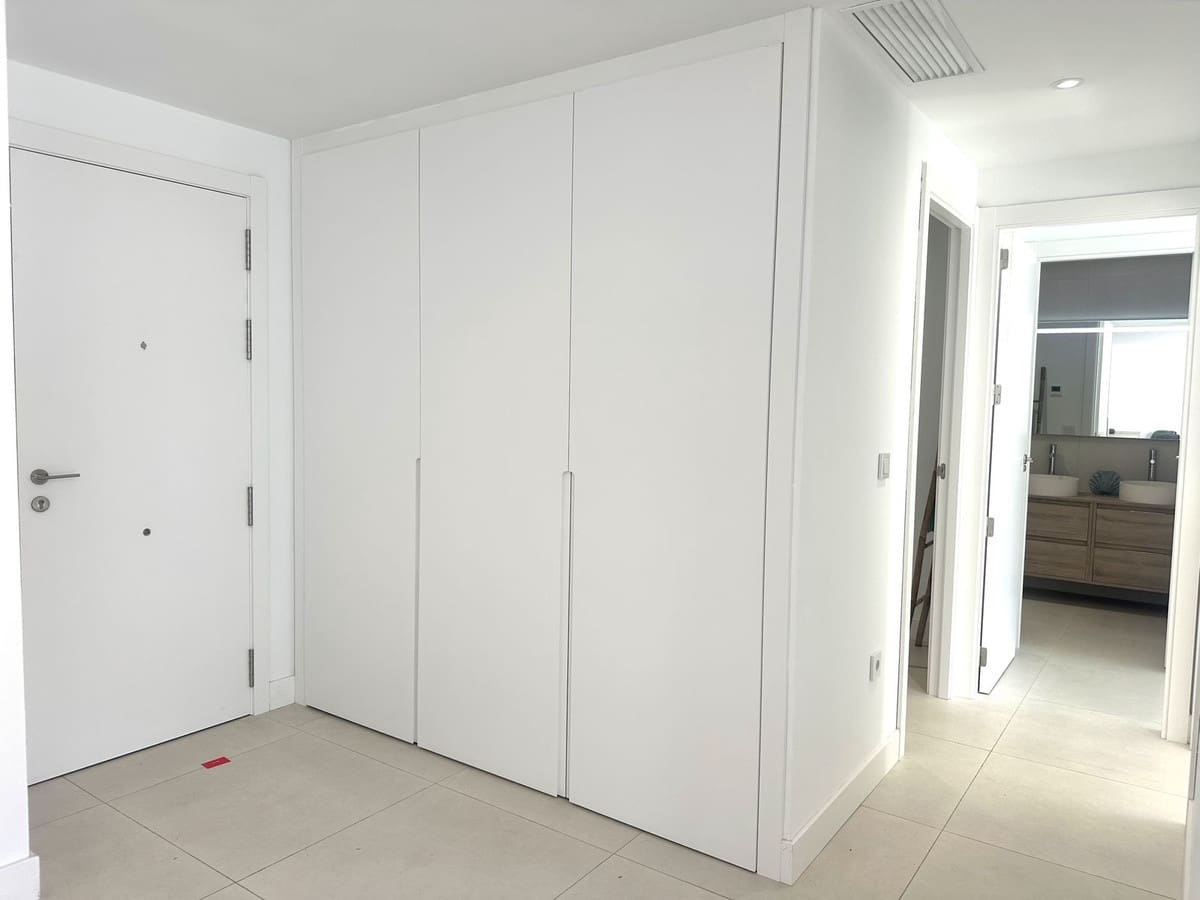 2 soverom Leilighet til salgs i Fuengirola med svømmebasseng garasje - € 509 000 (Ref: 8678787)