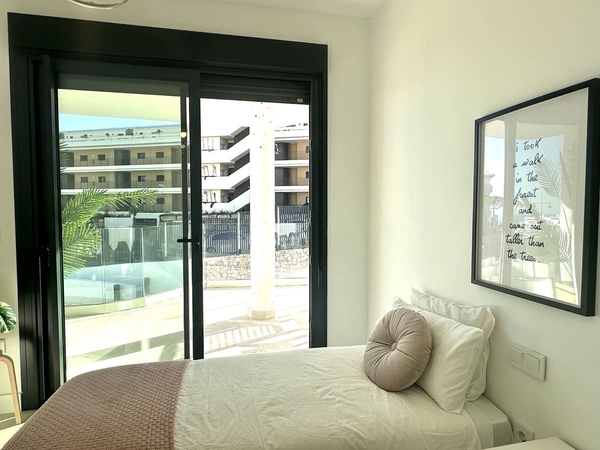 2 soverom Leilighet til salgs i Fuengirola med svømmebasseng garasje - € 509 000 (Ref: 8678787)