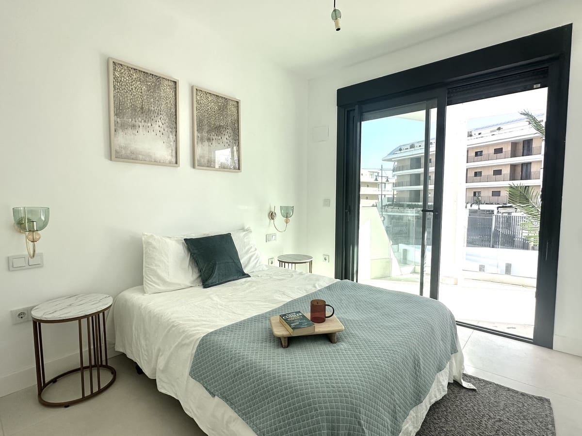 2 soverom Leilighet til salgs i Fuengirola med svømmebasseng garasje - € 509 000 (Ref: 8678787)