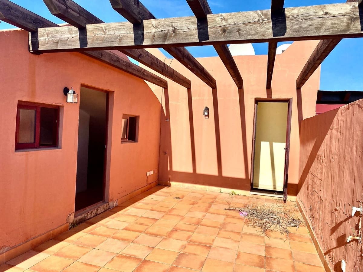 2 bedroom Penthouse for sale in Guadalmansa with pool garage - € 650,000 (Ref: 8744504)