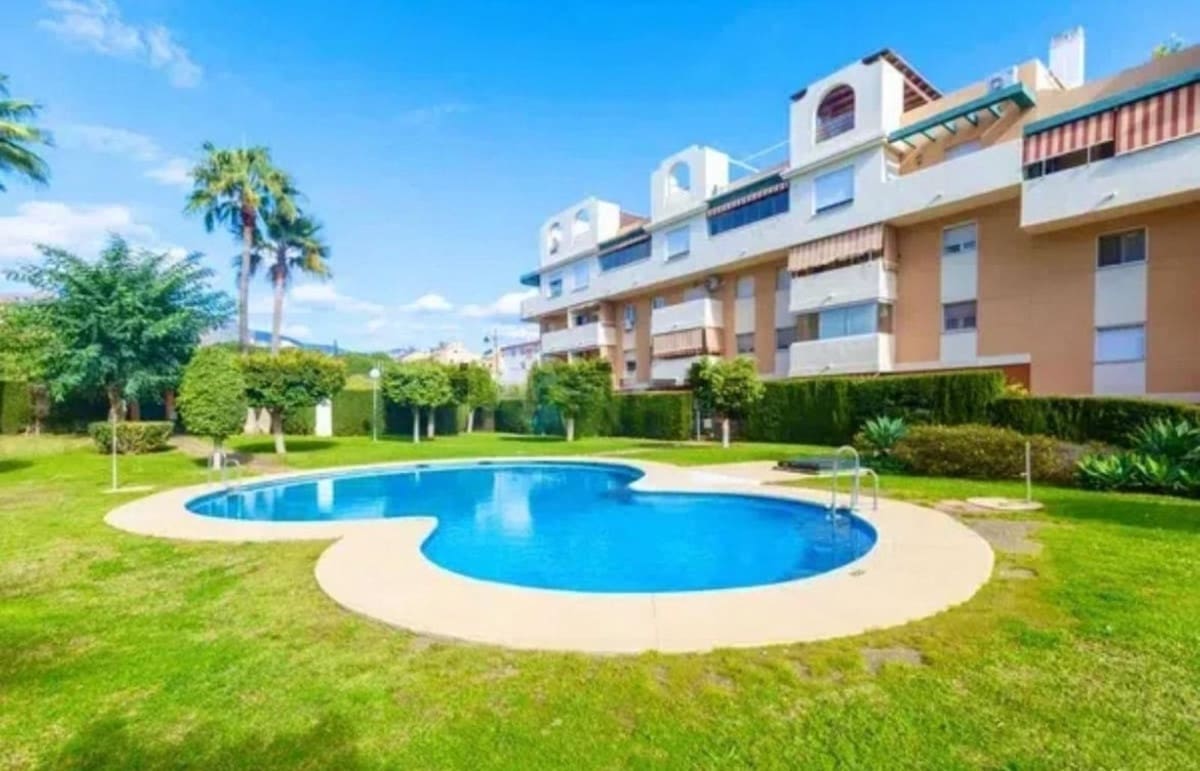 3 bedroom Apartment for sale in Estepona with pool - € 408,300 (Ref: 8866692)