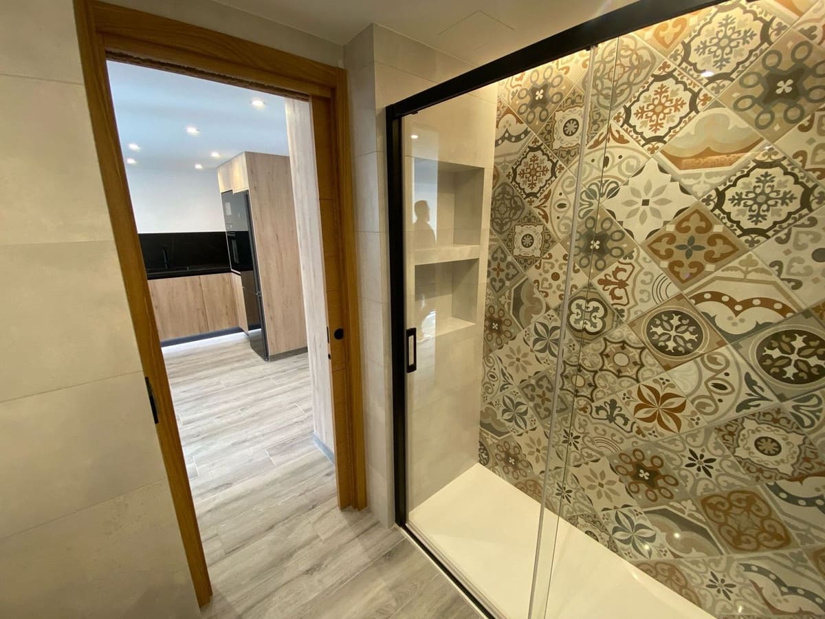 3 slaapkamer Appartement te koop in Estepona met zwembad - € 408.300 (Ref: 8866692)