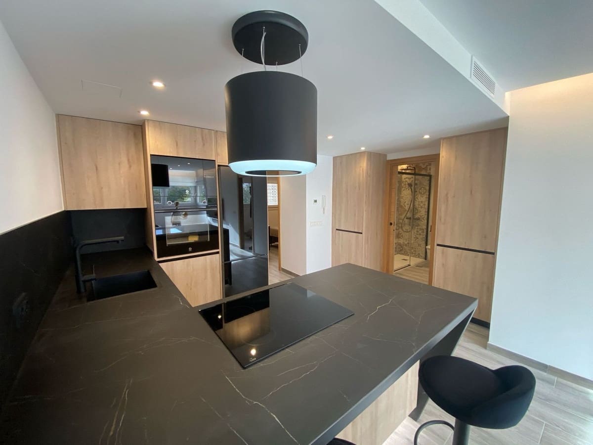 3 bedroom Apartment for sale in Estepona with pool - € 408,300 (Ref: 8866692)