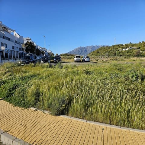 Ubebygd land til salgs i La Cala de Mijas, Mijas - € 3 500 000 (Ref: 8875140)