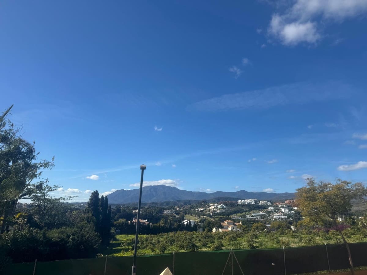 3 bedroom Apartment for sale in Bel-Air with pool garage - € 430,000 (Ref: 8901692)