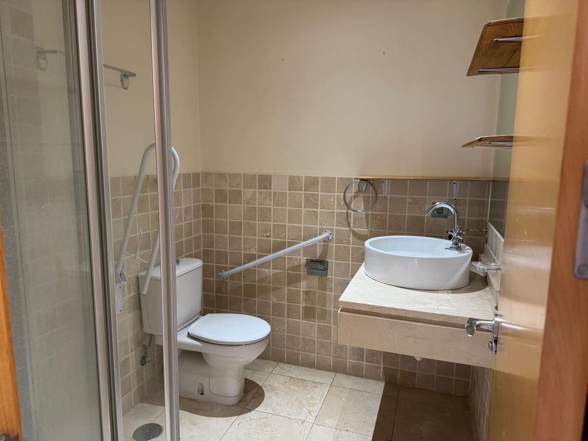 3 bedroom Apartment for sale in Bel-Air with pool garage - € 430,000 (Ref: 8901692)