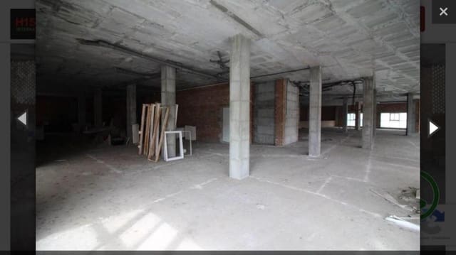 Apartamento de 14 habitaciones en San Pedro de Alcantara, Marbella en venta con garaje - 1.680.000 € (Ref: 8906141)