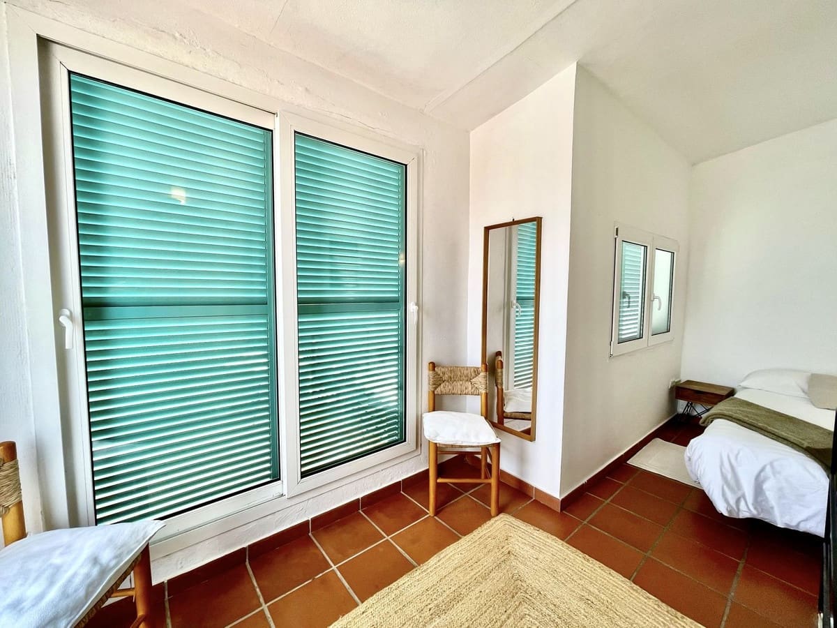 1 bedroom Apartment for sale in Tarifa - € 307,500 (Ref: 8917409)