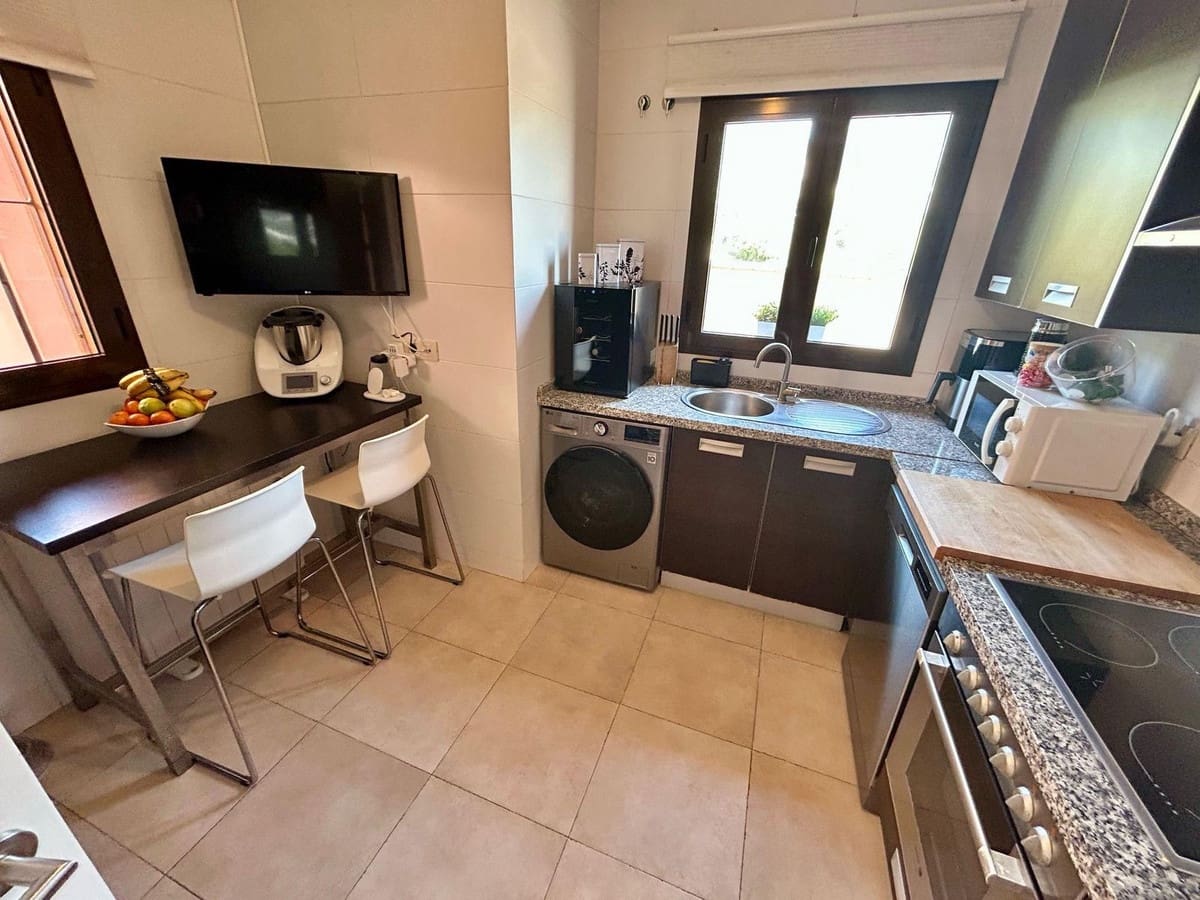 3 bedroom Townhouse for sale in Benalmadena with pool garage - € 795,000 (Ref: 8940995)