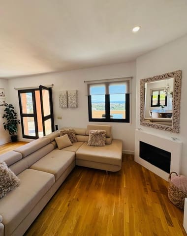 3 sypialnia Dom na sprzedaż w Benalmádena z basenem garażem - 795 000 € (Ref: 8940995)
