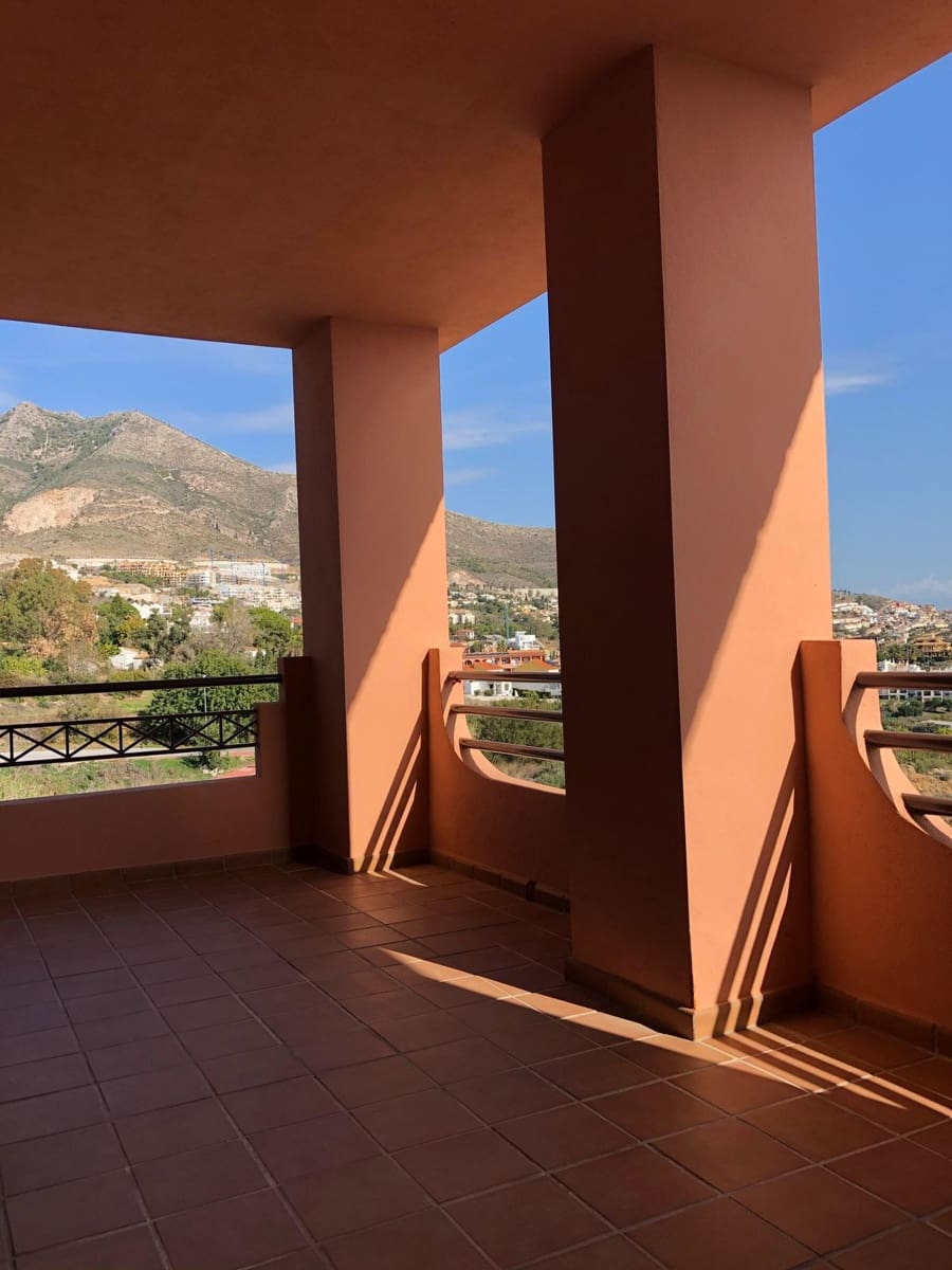 3 bedroom Townhouse for sale in Benalmadena with pool garage - € 795,000 (Ref: 8940995)