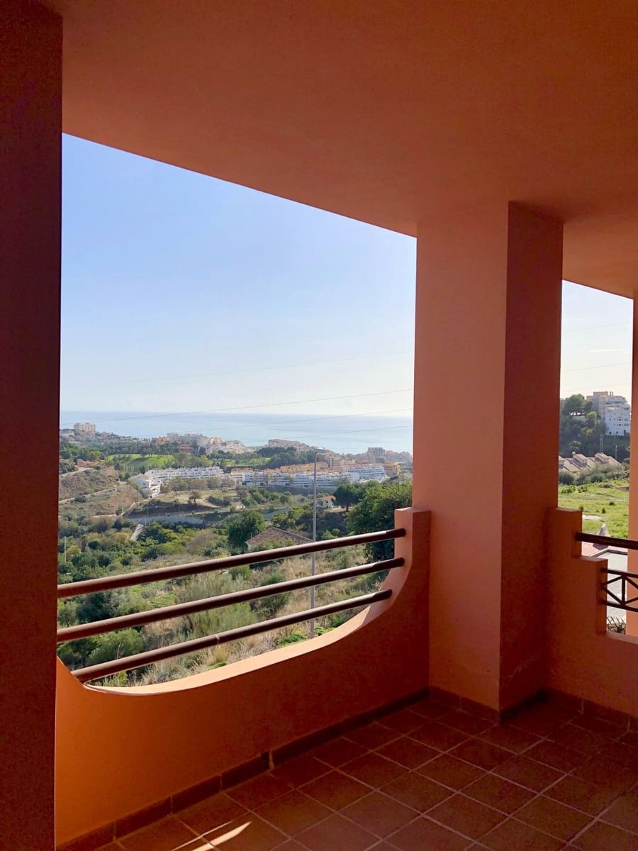 3 bedroom Townhouse for sale in Benalmadena with pool garage - € 795,000 (Ref: 8940995)