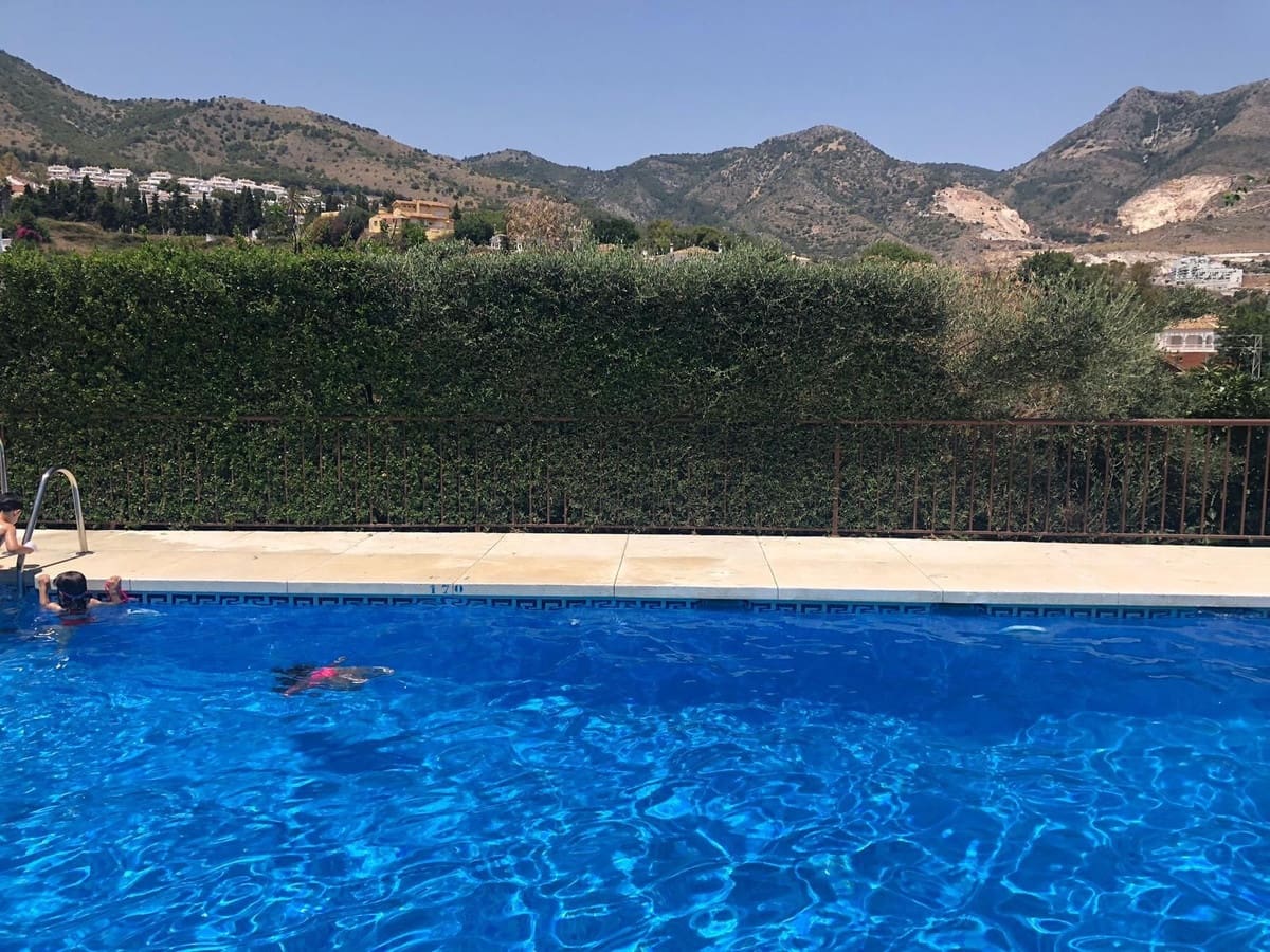 3 bedroom Townhouse for sale in Benalmadena with pool garage - € 795,000 (Ref: 8940995)