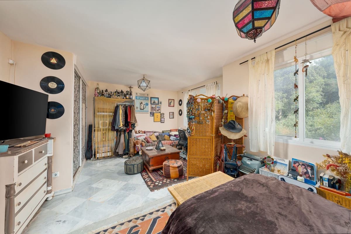 3 soverom Kjedet enebolig til salgs i Marbella med svømmebasseng - € 790 000 (Ref: 8983857)